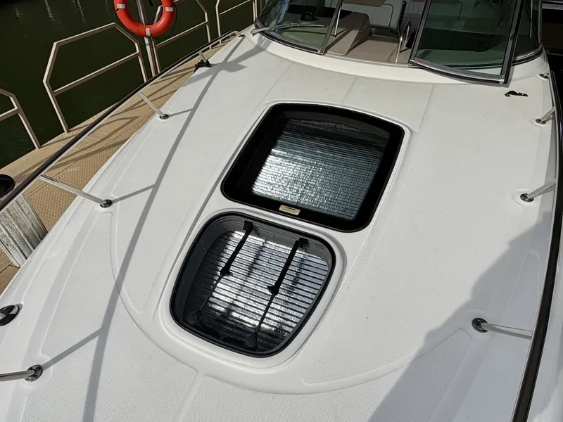 Slide: The Image of Sea Ray 270 Sundancer 2009 - 40