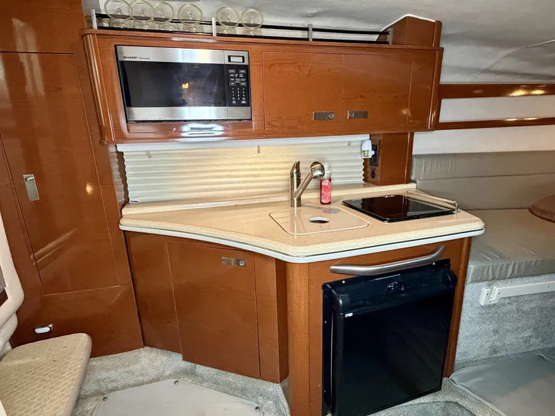 Slide: The Image of Sea Ray 270 Sundancer 2009 - 43