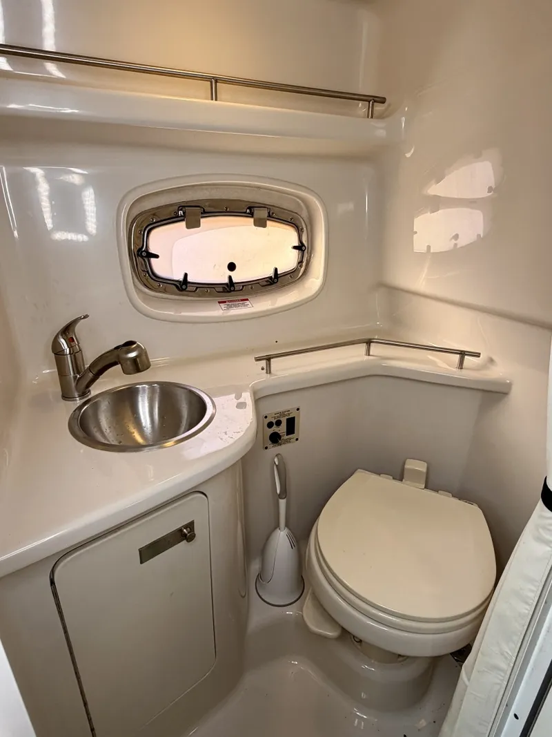 Slide: The Image of Sea Ray 270 Sundancer 2009 - 60