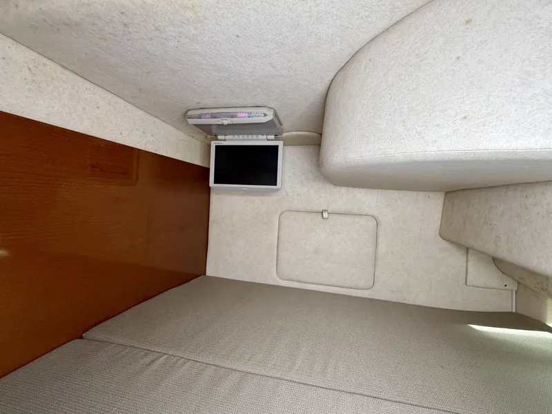 Slide: The Image of Sea Ray 270 Sundancer 2009 - 66