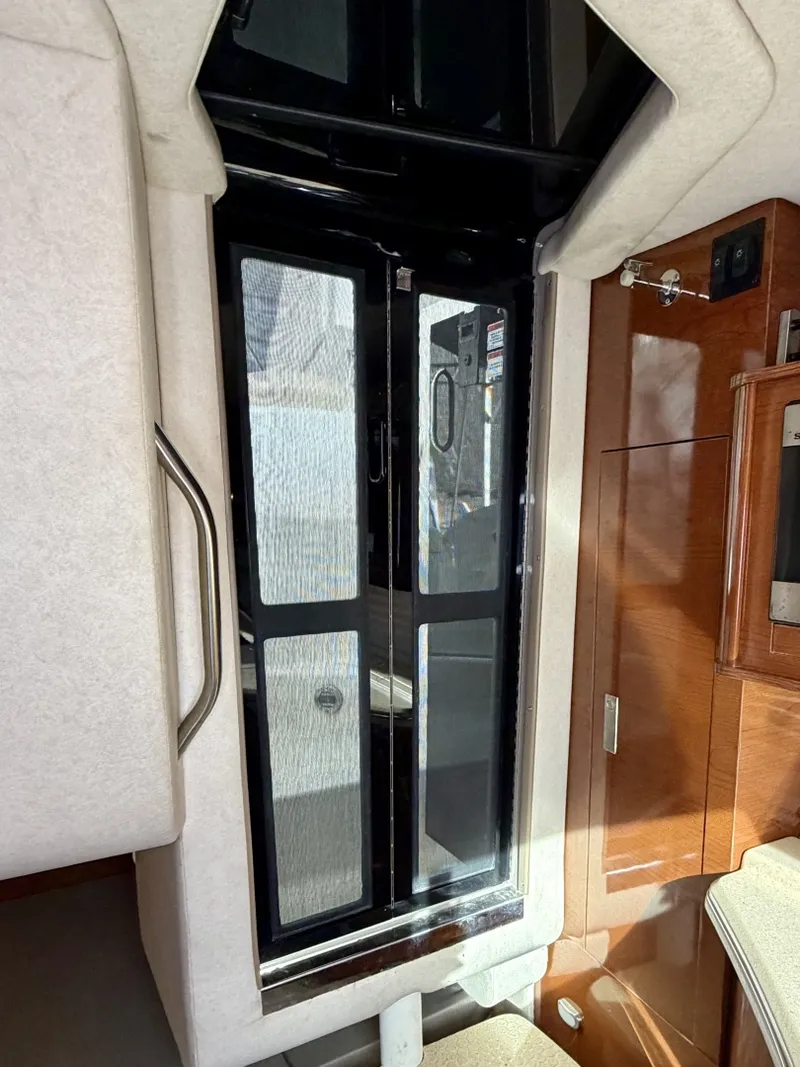 Slide: The Image of Sea Ray 270 Sundancer 2009 - 72