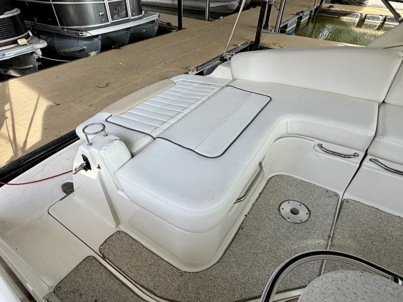 Slide: The Image of Sea Ray 270 Sundancer 2009 - 90