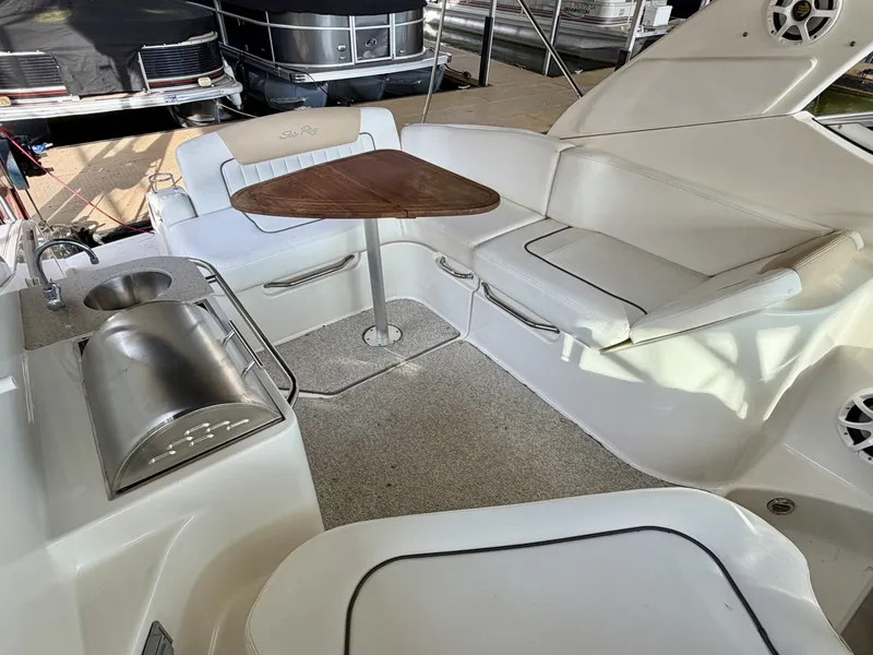 Slide: The Image of Sea Ray 270 Sundancer 2009 - 98