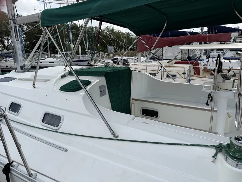 Slide: The Image of Beneteau OCEANIS 321 1995 - 32