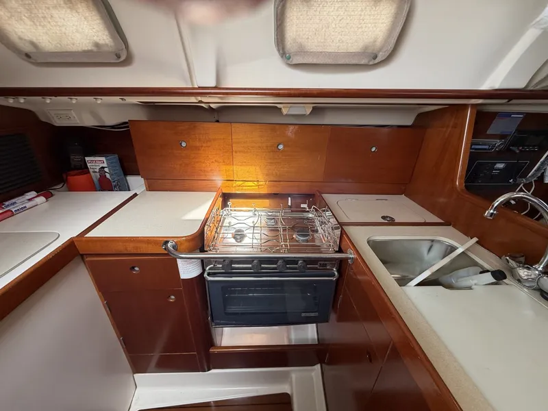 Slide: The Image of Beneteau OCEANIS 321 1995 - 51