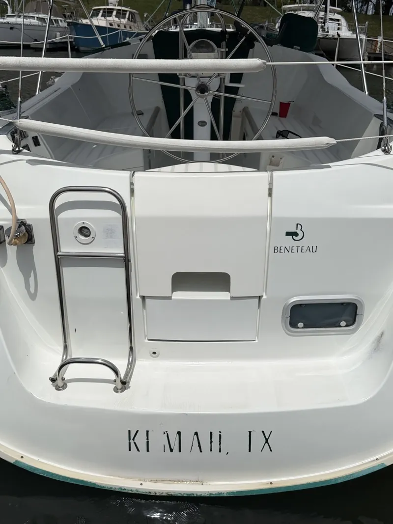 Slide: The Image of Beneteau OCEANIS 321 1995 - 8