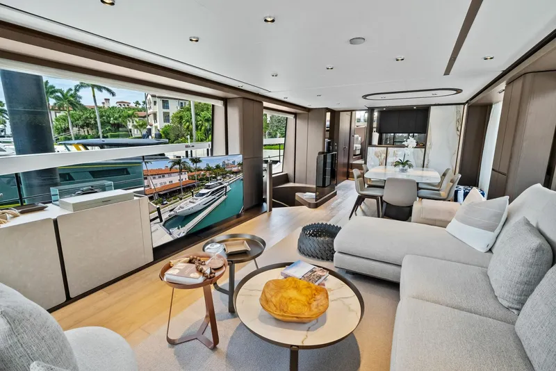 Slide: The Image of Ferretti 860 2023 - 39