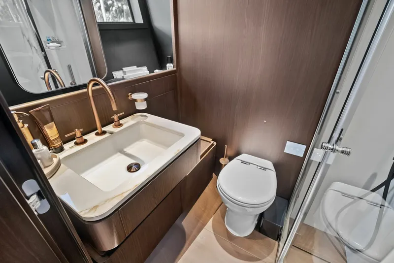 Slide: The Image of Ferretti 860 2023 - 58