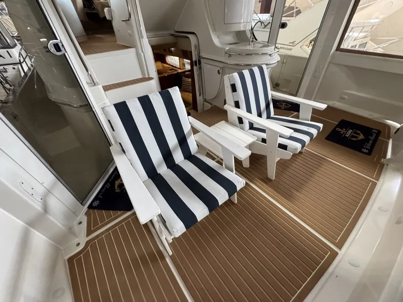 Slide: The Image of Carver Yachts 466 Motor Yacht 2004 - 2