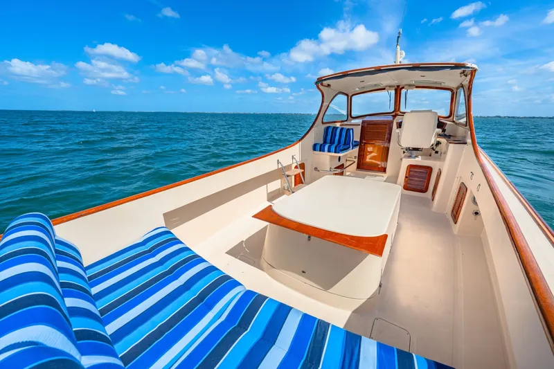 Slide: The Image of Hinckley Yachts Picnic Boat 36 1998 - 11