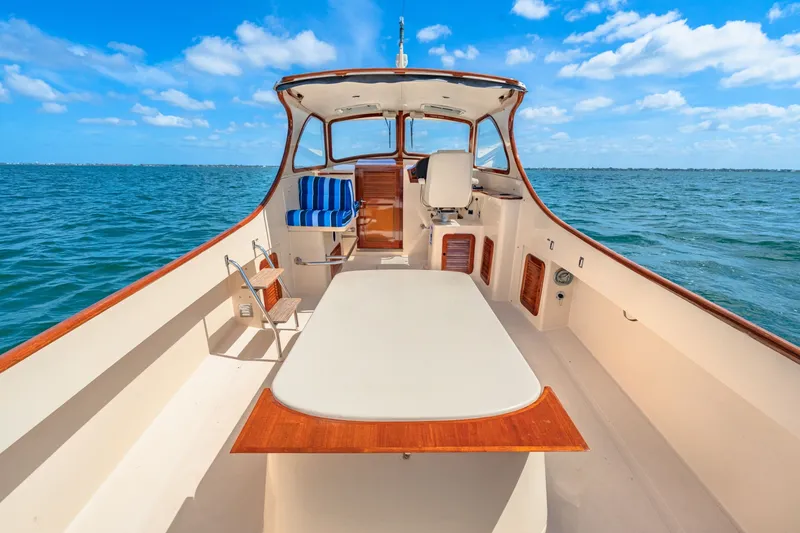 Slide: The Image of Hinckley Yachts Picnic Boat 36 1998 - 13