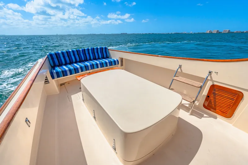 Slide: The Image of Hinckley Yachts Picnic Boat 36 1998 - 15