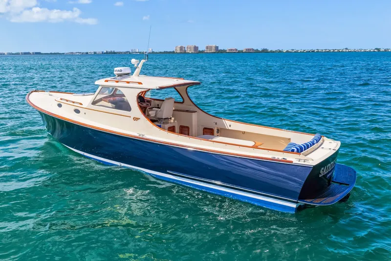 Slide: The Image of Hinckley Yachts Picnic Boat 36 1998 - 41