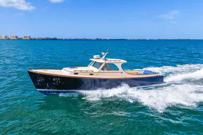 Slide: The Image of Hinckley Yachts Picnic Boat 36 1998 - 53