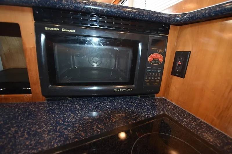 Slide: The Image of Carver Yachts 444 Cockpit Motor Yacht 2001 - 24
