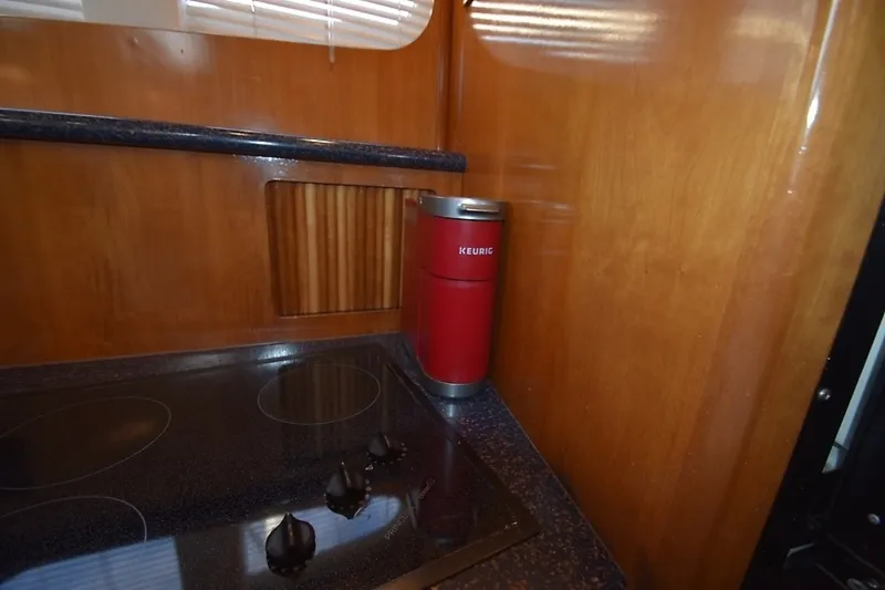 Slide: The Image of Carver Yachts 444 Cockpit Motor Yacht 2001 - 25