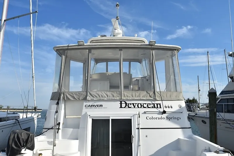 Slide: The Image of Carver Yachts 444 Cockpit Motor Yacht 2001 - 3
