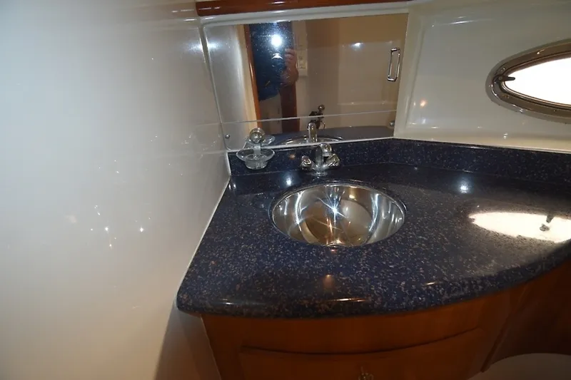Slide: The Image of Carver Yachts 444 Cockpit Motor Yacht 2001 - 32