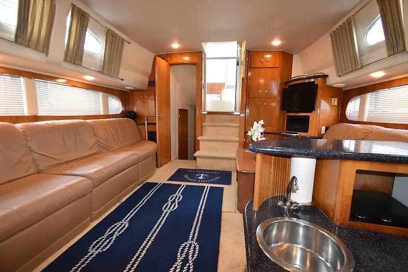 Slide: The Image of Carver Yachts 444 Cockpit Motor Yacht 2001 - 33