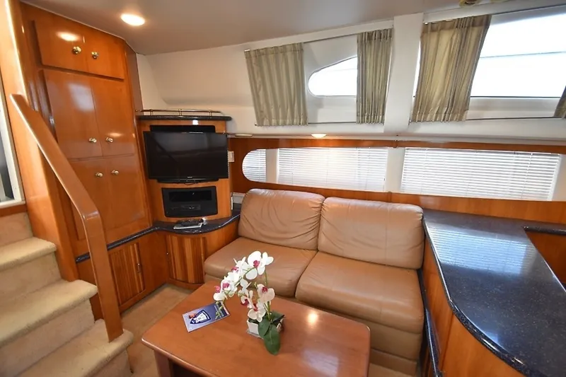 Slide: The Image of Carver Yachts 444 Cockpit Motor Yacht 2001 - 7
