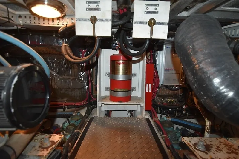 Slide: The Image of Carver Yachts 444 Cockpit Motor Yacht 2001 - 73