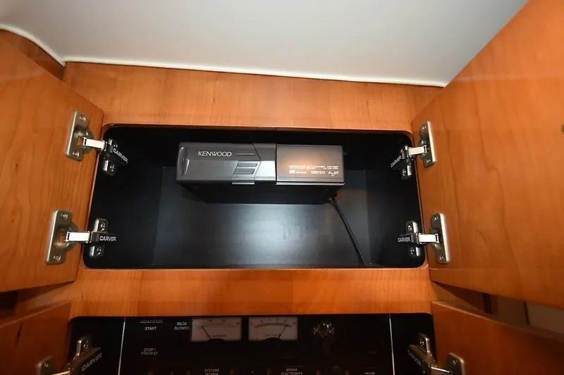 Slide: The Image of Carver Yachts 444 Cockpit Motor Yacht 2001 - 8