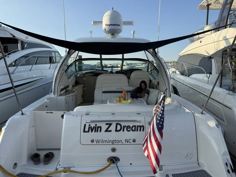 Slide: The Image of Sea Ray 40 Sundancer 2007 - 3