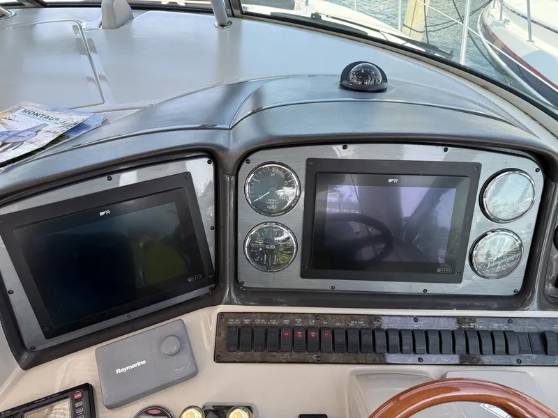 Slide: The Image of Sea Ray 40 Sundancer 2007 - 9