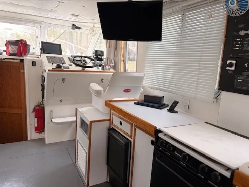 Slide: The Image of Provincial 42 Pleasure Boat 2000 - 11