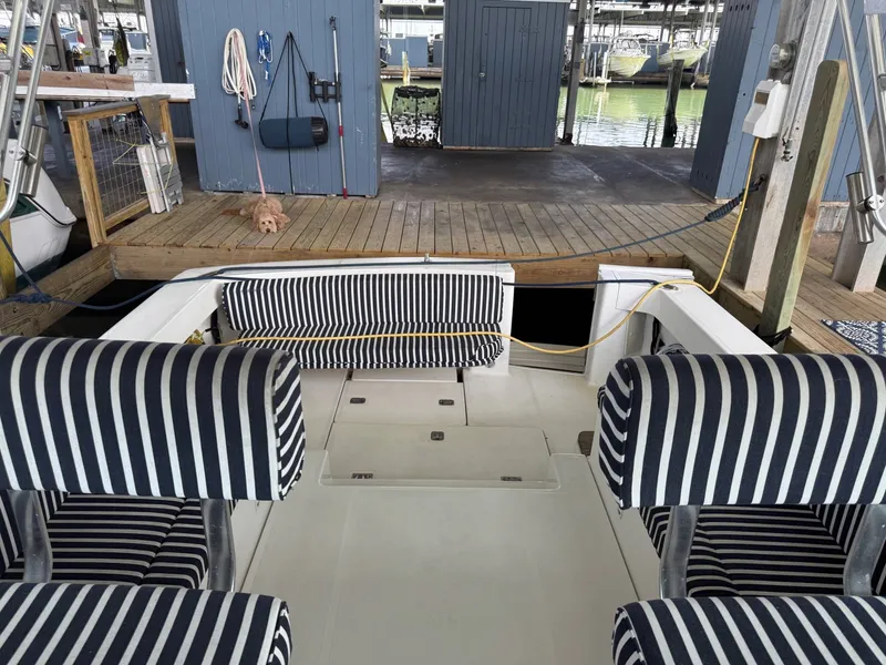 Slide: The Image of Mainship 2002 - 26