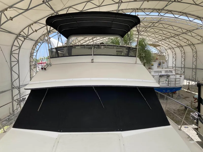 Slide: The Image of Carver Yachts 3807 1989 - 4