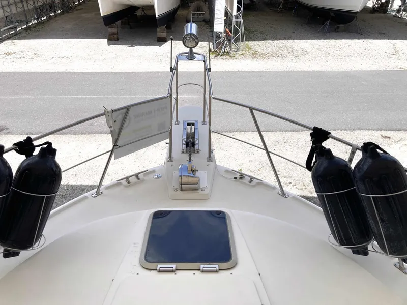 Slide: The Image of Carver Yachts 3807 1989 - 5