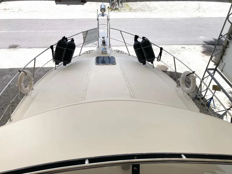 Slide: The Image of Carver Yachts 3807 1989 - 6
