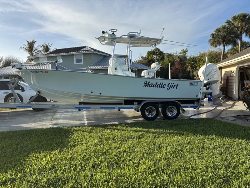 Slide: The Image of Latitude Tournament Boats 25 Center Console 2022 - 14