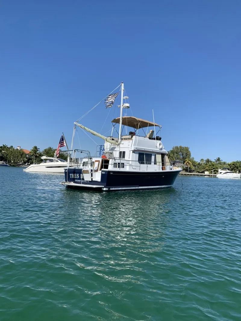 Slide: The Image of Sabreline 36 Fast Trawler 1997 - 21