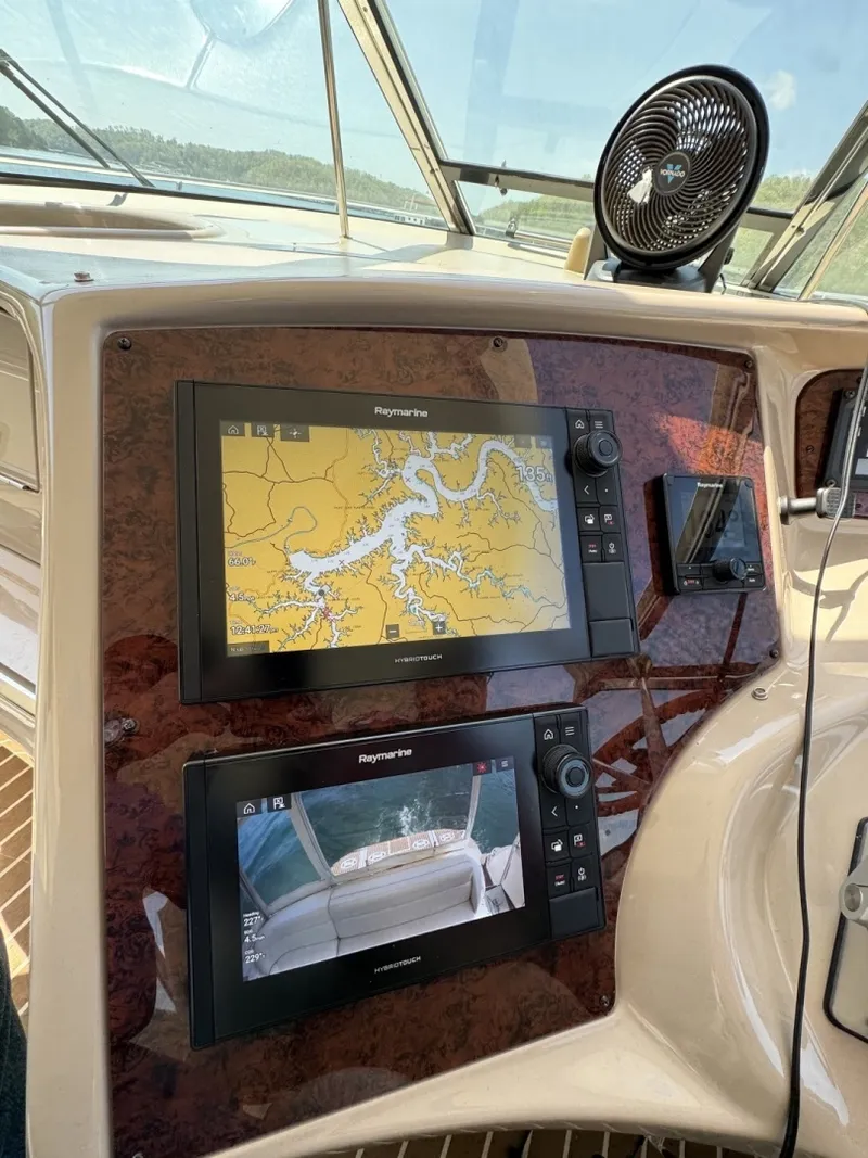 Slide: The Image of Sea Ray 510 Sundancer 2001 - 32