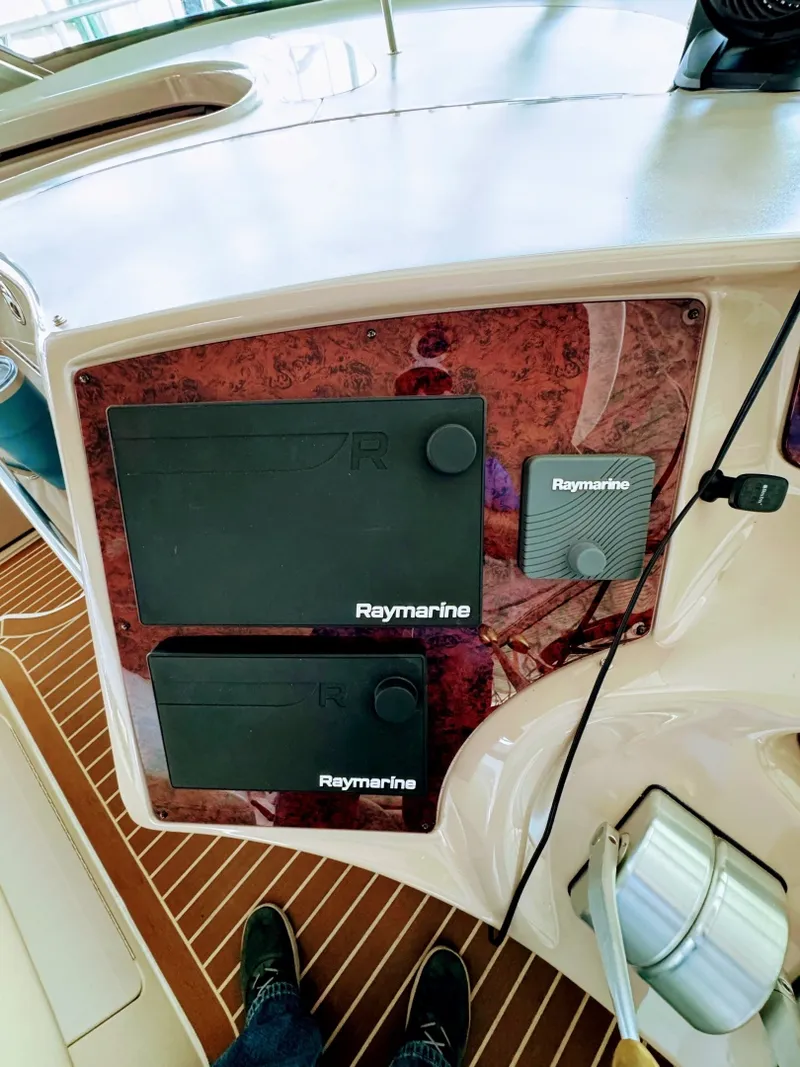 Slide: The Image of Sea Ray 510 Sundancer 2001 - 33
