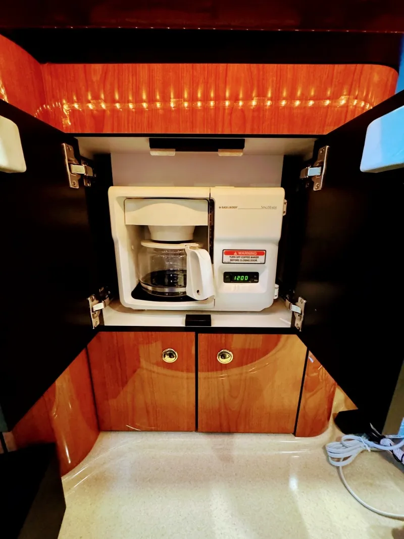 Slide: The Image of Sea Ray 510 Sundancer 2001 - 58