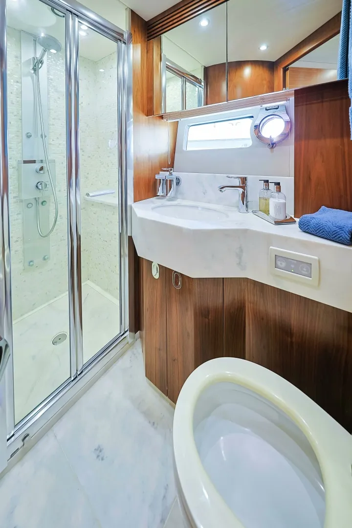 Slide: The Image of Sunseeker 2016 - 21