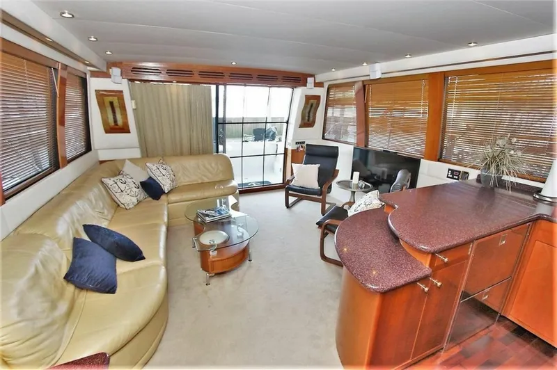 Slide: The Image of Carver Yachts 570 Voyager Pilothouse 2001 - 20
