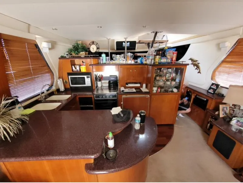 Slide: The Image of Carver Yachts 570 Voyager Pilothouse 2001 - 21