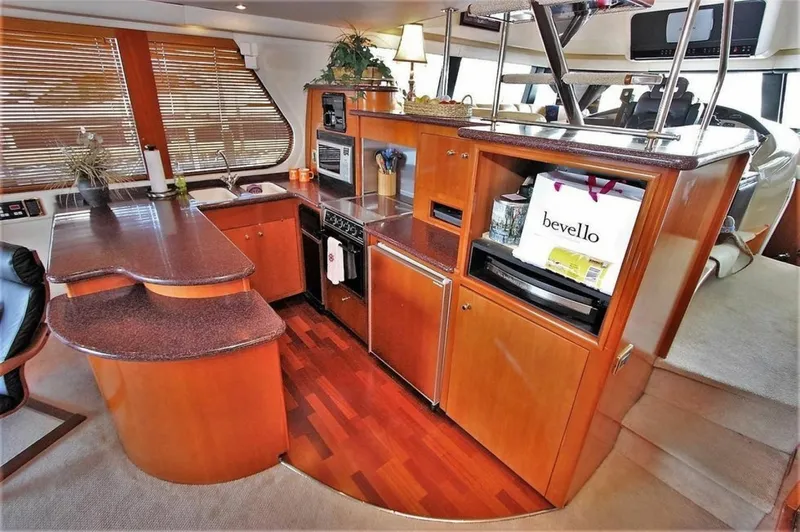 Slide: The Image of Carver Yachts 570 Voyager Pilothouse 2001 - 23