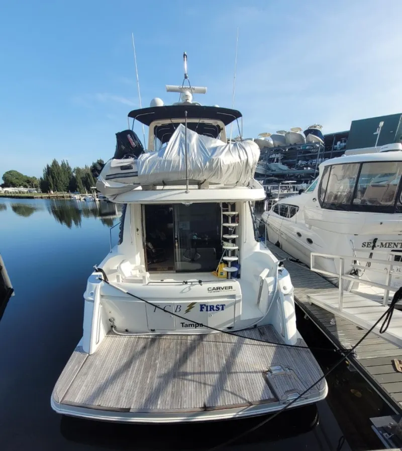 Slide: The Image of Carver Yachts 570 Voyager Pilothouse 2001 - 3