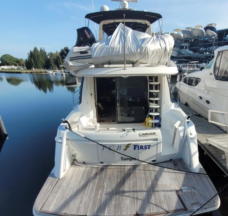 Slide: The Image of Carver Yachts 570 Voyager Pilothouse 2001 - 7