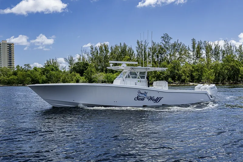 The Image of Invincible 42 Open Fisherman 2015 - 0