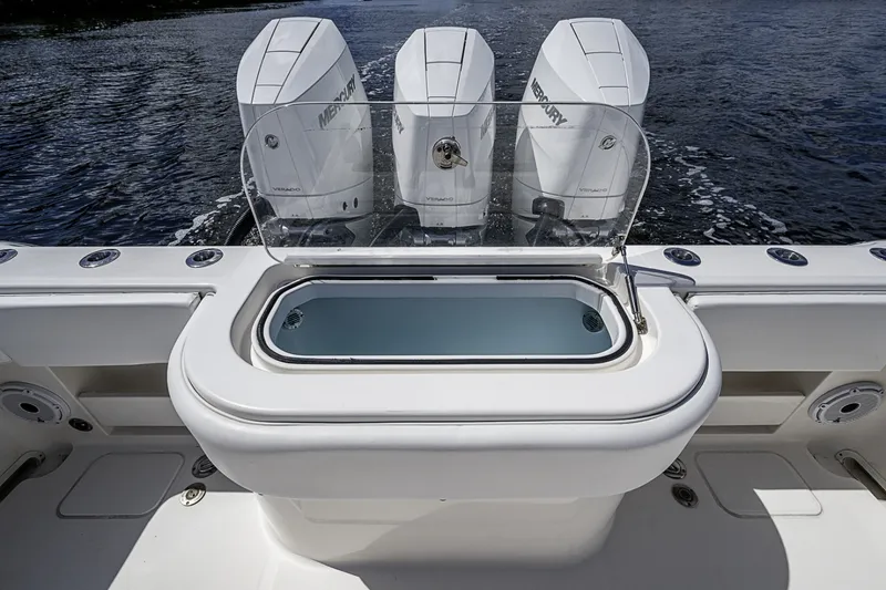 Slide: The Image of Invincible 42 Open Fisherman 2015 - 16