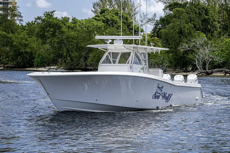 Slide: The Image of Invincible 42 Open Fisherman 2015 - 18