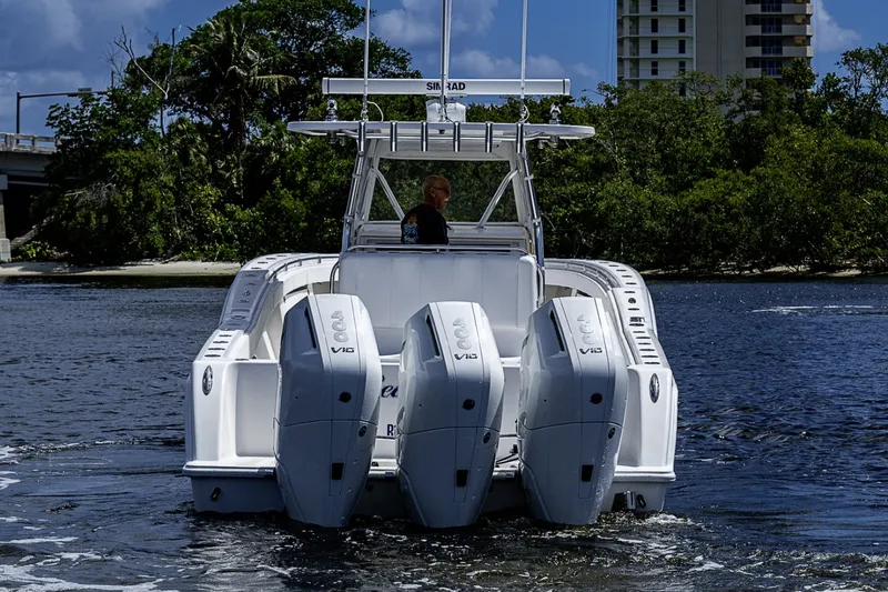 Slide: The Image of Invincible 42 Open Fisherman 2015 - 3