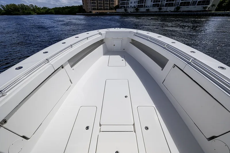Slide: The Image of Invincible 42 Open Fisherman 2015 - 4