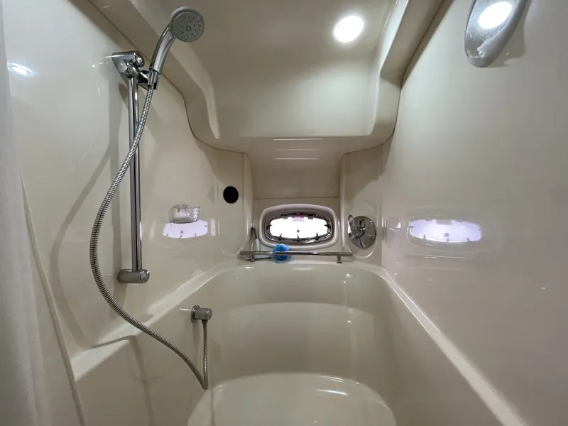 Slide: The Image of Sea Ray 480 Sundancer 2008 - 17